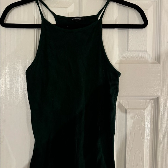 Forest Green Ribbed Tank Top - Picture 2 of 4